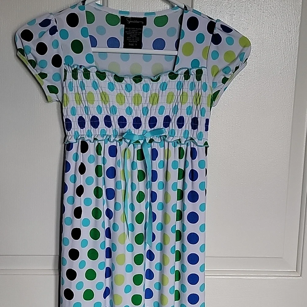 Adorable girls polka-dot dress by Speechless, size 7.